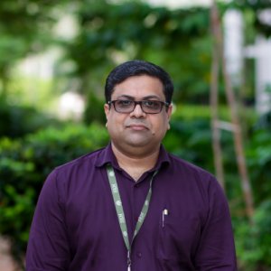 Dr Vinodkumar Etacheri